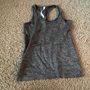 NWT CRZ YOGA Size M gray tank top